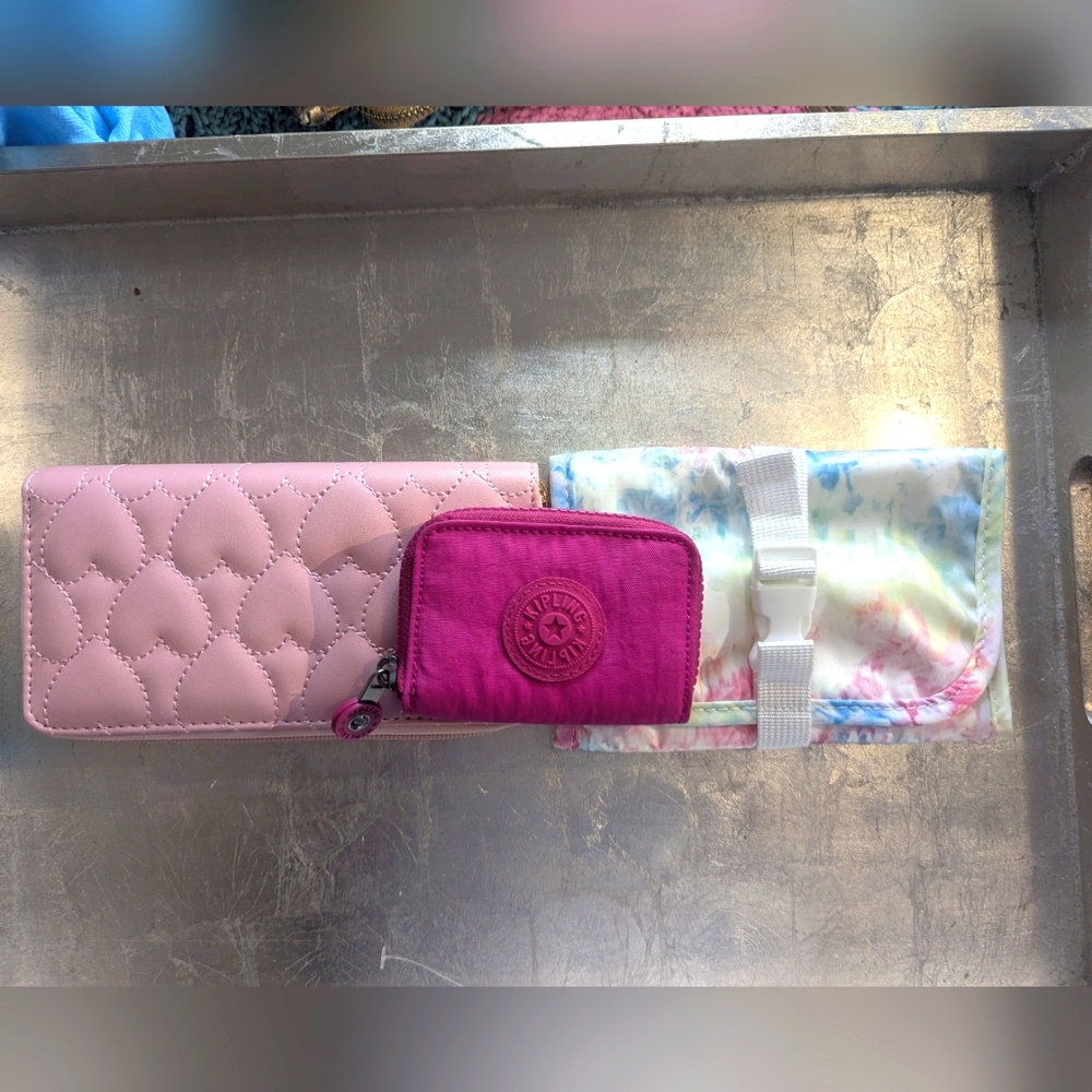 🩷 Kipling Live Light Pink Hearts  Cosmetic Bag, Wallet CC Holder